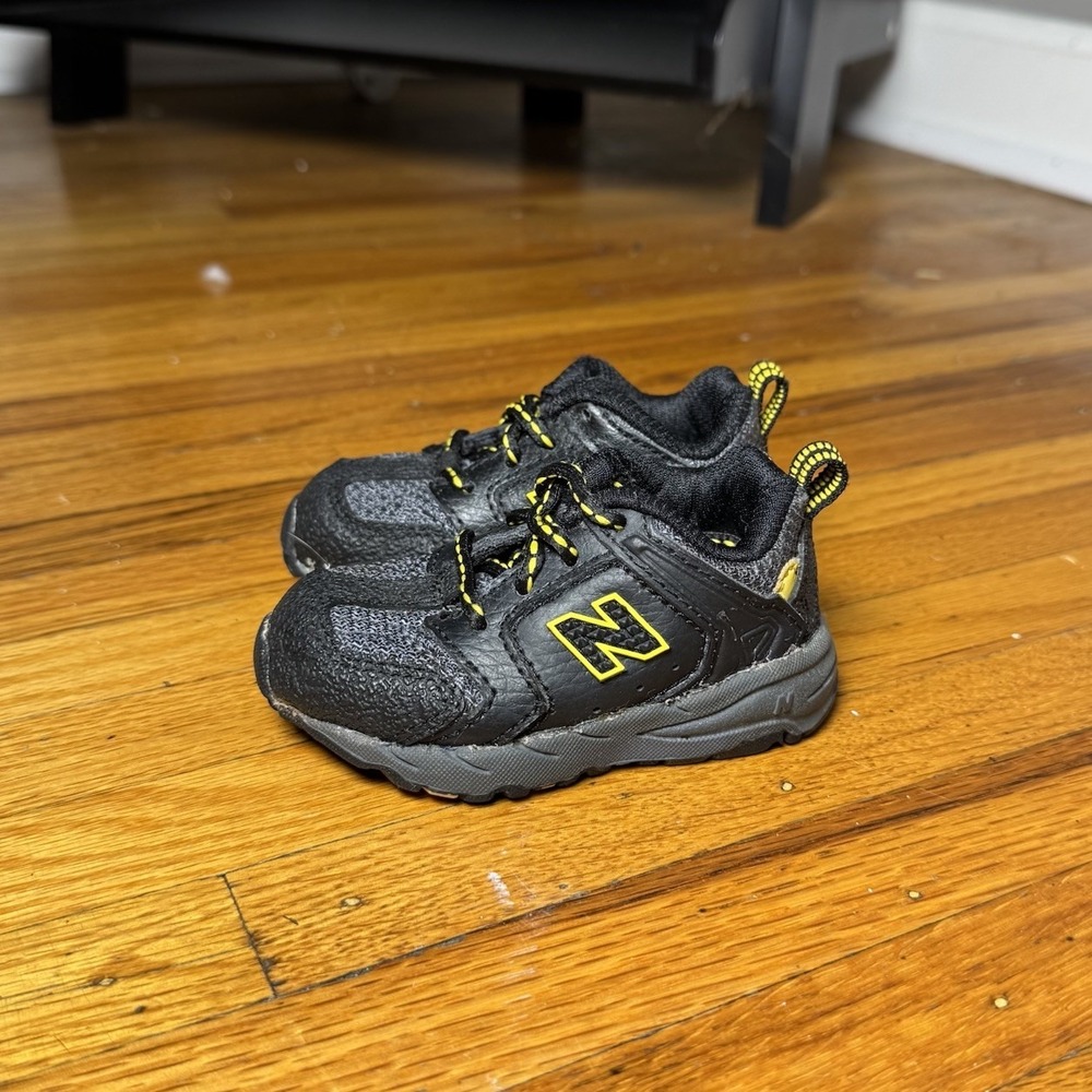 New Balance 50 Infant Toddler Sneakers Black Yellow KNF50BYI Size 3C
